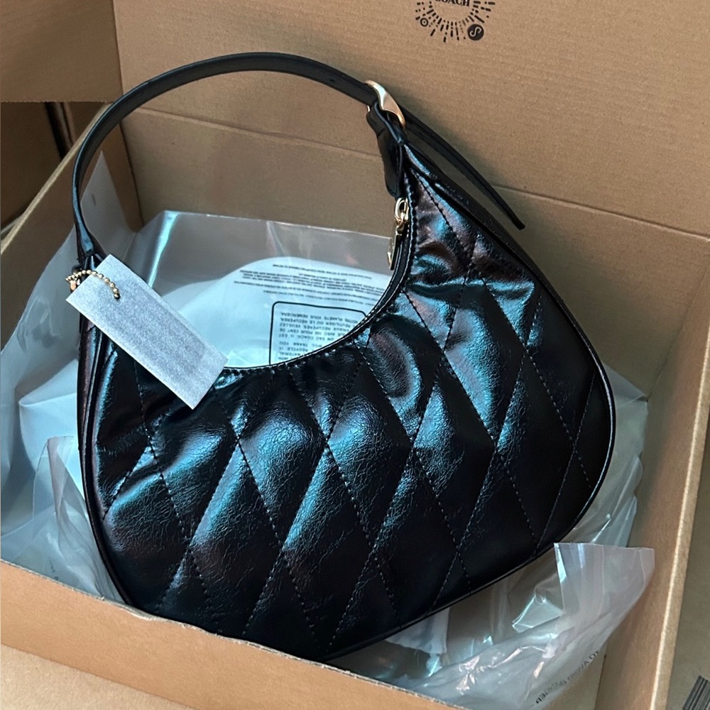 Coach black crescent-shaped underarm bag - Picture 2 of 7